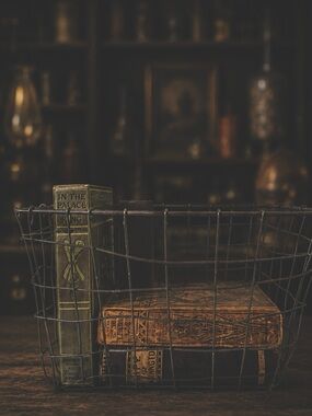 Vintage Farmhouse Wire Basket | Primitive Rustic Storage | Large